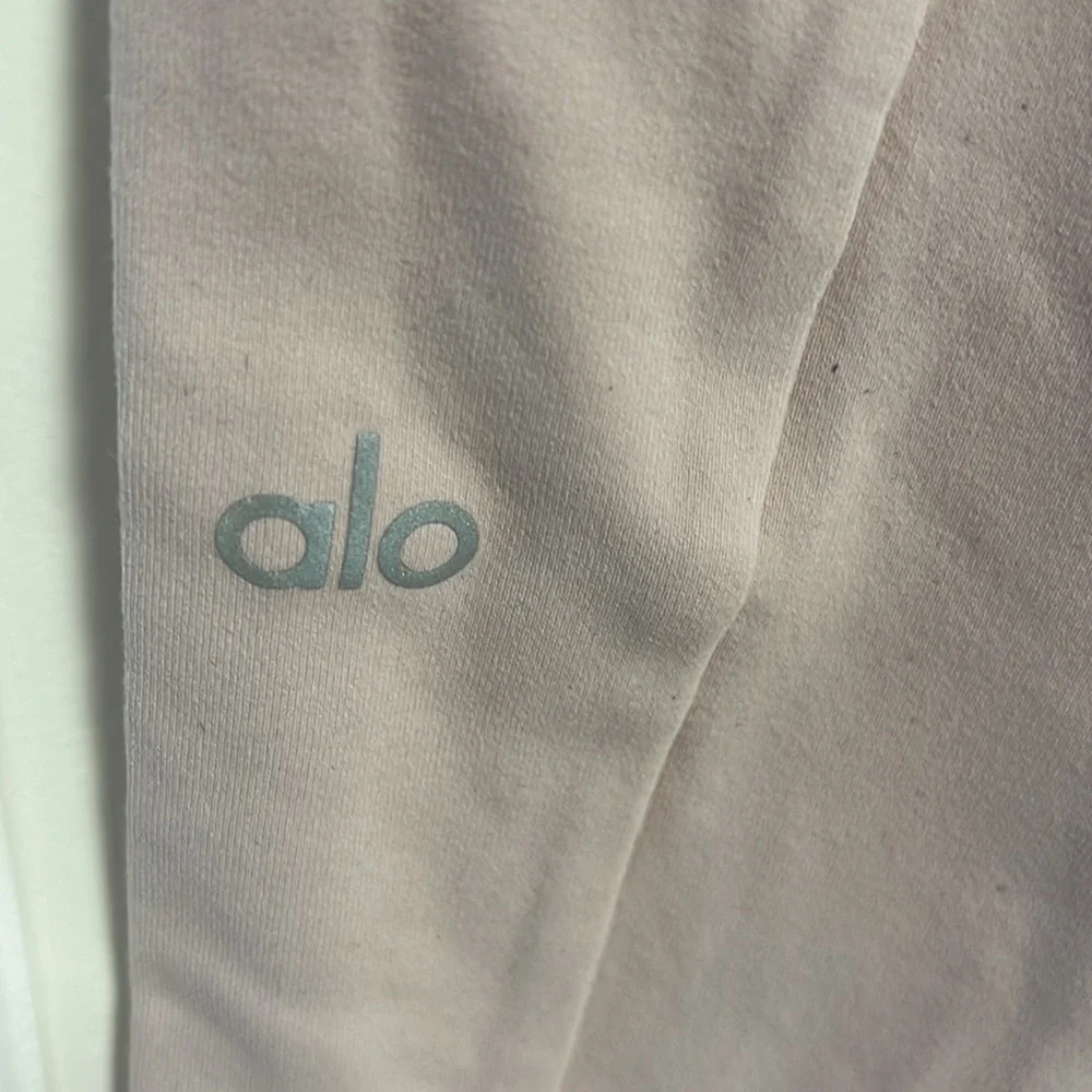ALO Yoga pale pink set - cropped hoodie (M) and leggings (L) - Picture 7 of 8